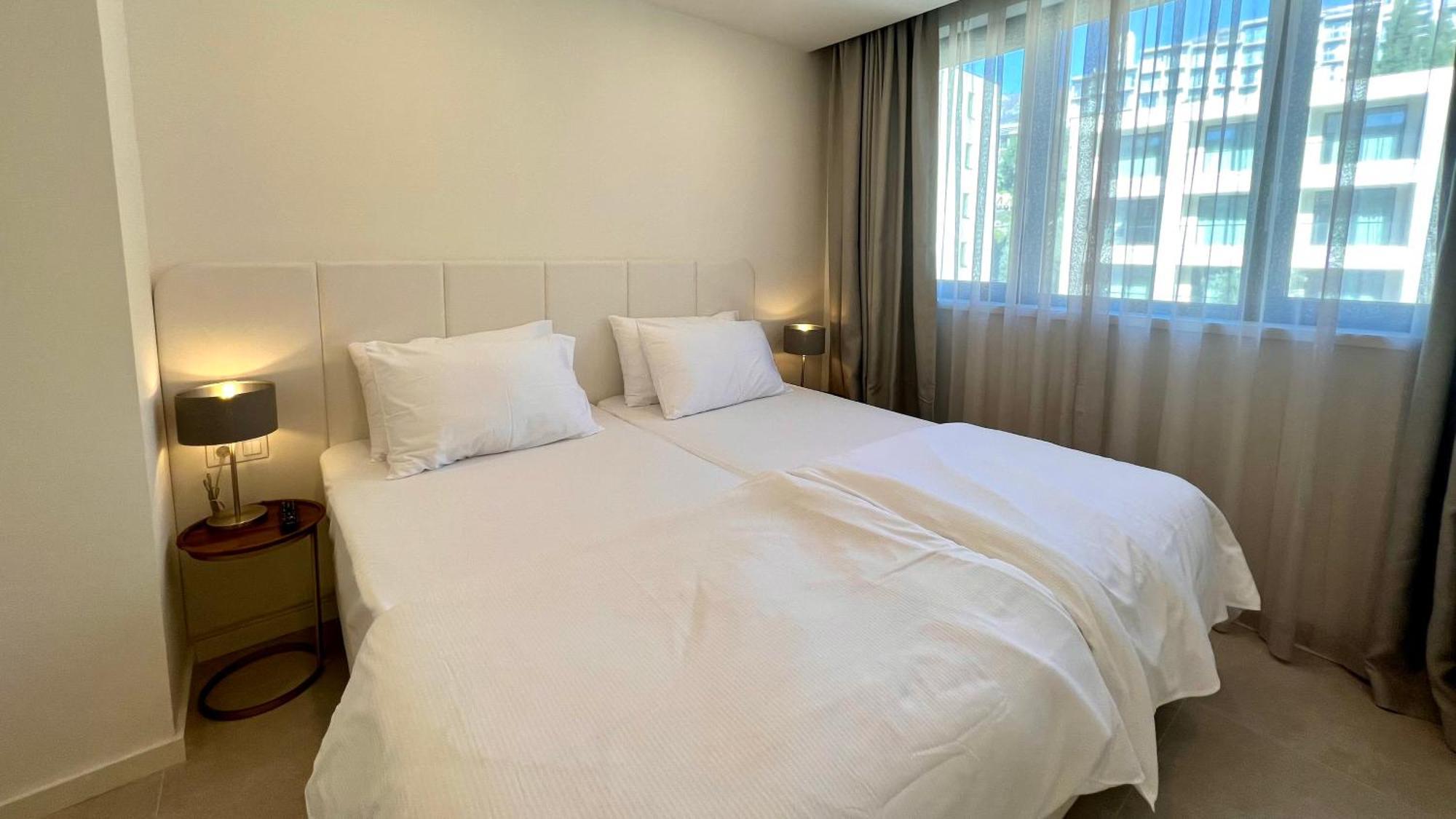 בודווה Sunraf Luxe Apartments מראה חיצוני תמונה